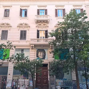 https://palazzo-caltagirone-suite-1.palermohotels.org